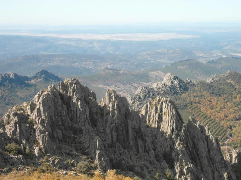 Apartamentos Rurales Candela Cañamero Esterno foto